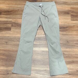 Columbia Tan Outdoor Pants